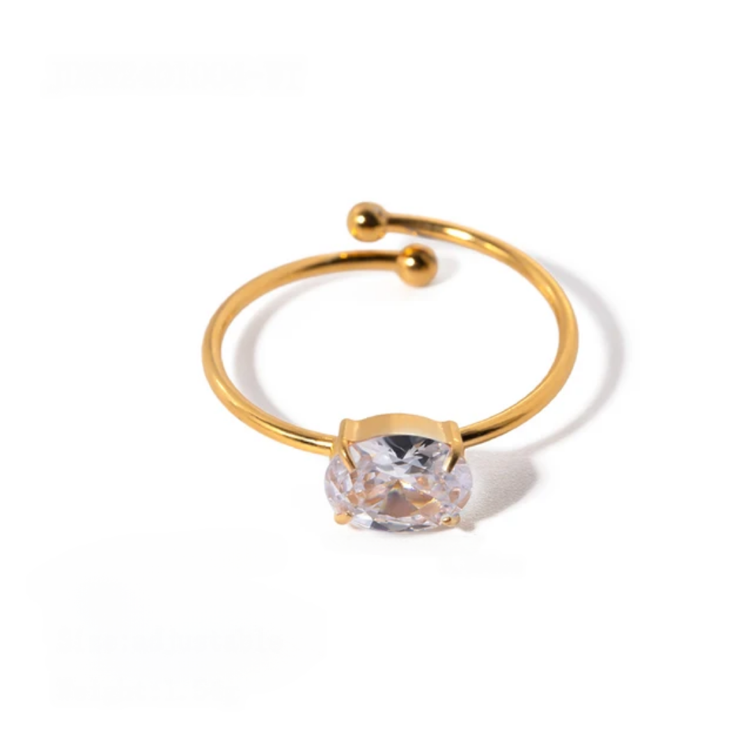 Oval Zircon Ring